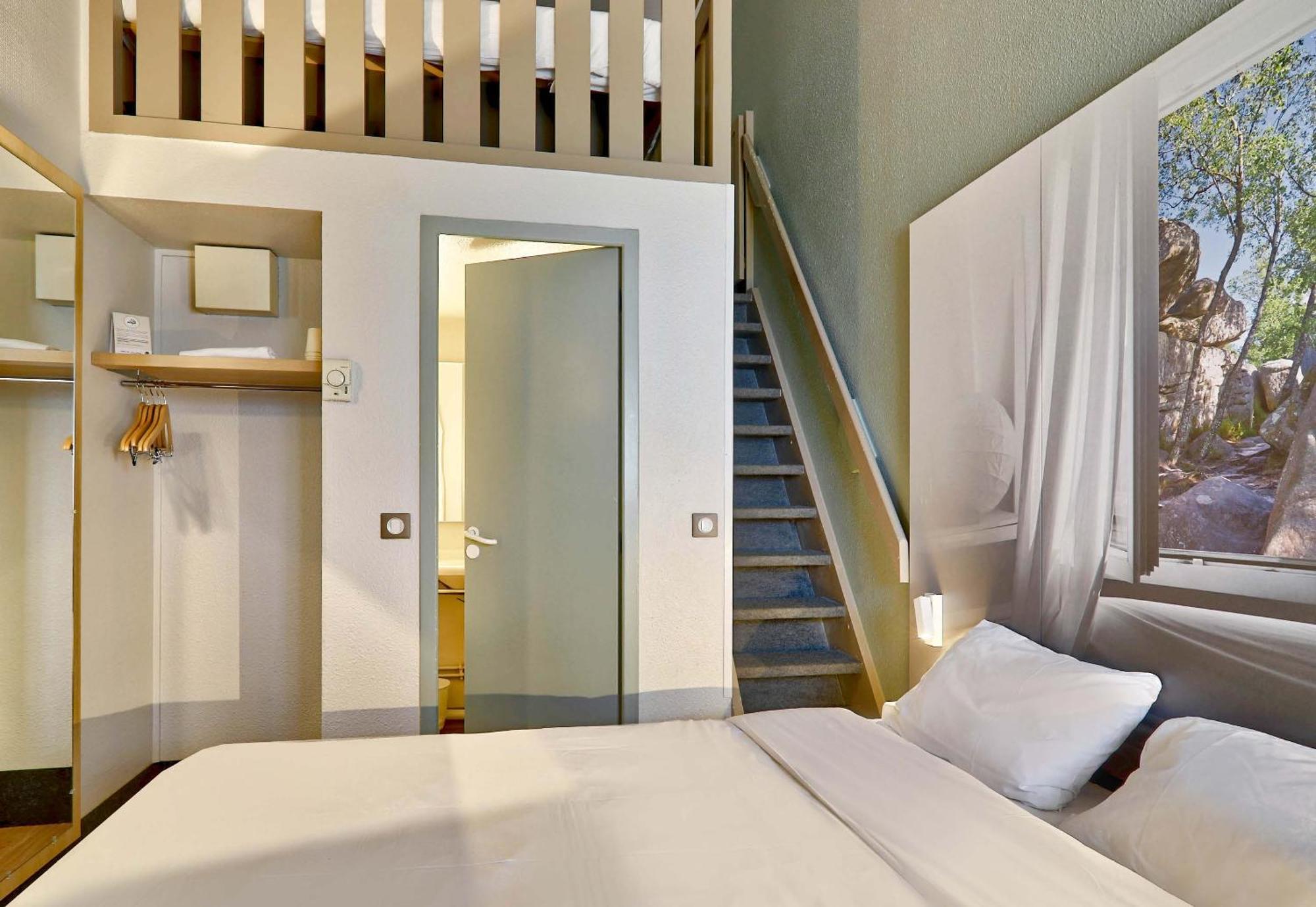 B&B Hotel Clermont-Ferrand Le Brezet Aeroport Экстерьер фото