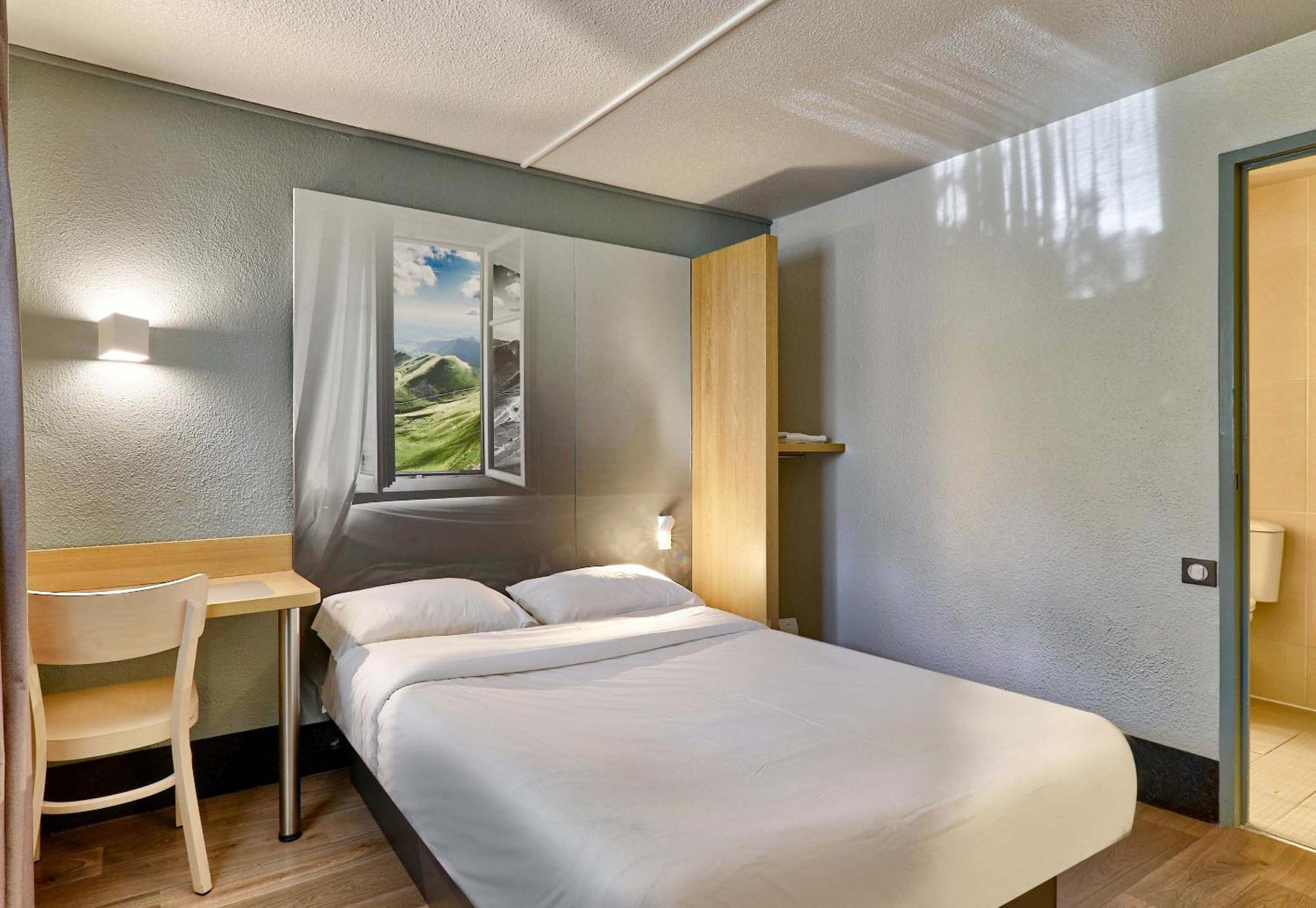 B&B Hotel Clermont-Ferrand Le Brezet Aeroport Экстерьер фото